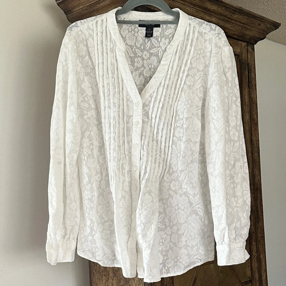 Cotton Pintuck Button-Front Women's Top - White - Picture 2 of 3